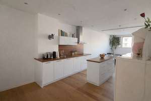 Großzügige, moderne 4-Zimmer-Stadtwohnung mit Aufzug, offener Wohnküche und 2 TG-Duplex-Stellplätzen – Rosenheimer Str. 34, 81669 Haidhausen Süd, München – Vorschaubild 3