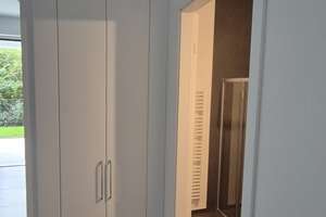 Exklusive 2-Zimmer-Wohnung mit Terrasse, Klima und Einbaukuche – 93049 Westenviertel, Regensburg – Vorschaubild 8