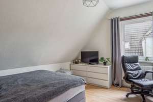 Attraktive Doppelhaushälfte nach WEG-Teilung auf Erbpachtgrundstück in Lübeck Schlutup – Die vollständige Adresse der Immobilie erhältst du vom Anbieter., 23568 Schlutup, Lübeck – Vorschaubild 9