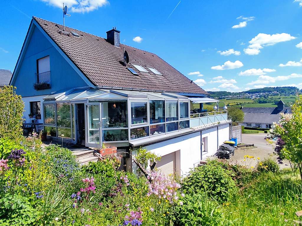 Immobilie in Henau - Urlaub zu Hause *Wohnen und Arbeiten* Ferienappartements, Schwimmbad, Freizeit am Sonnwald - Bild 1