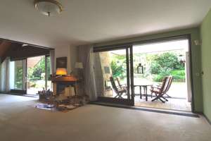 Großzügiges Einfamilienhaus mit Indoor-Schwimmbad, Garten-Oase und Einlieger-Wohnung in Höxterstadt – Die vollständige Adresse der Immobilie erhältst du vom Anbieter., 37671 Höxter – Vorschaubild 9
