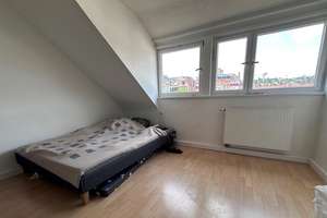 3 Zi.-DG-Wohnung mit Fernsicht in Top Lage von Stuttgart West Nähe Hölderlinplatz – Die vollständige Adresse der Immobilie erhältst du vom Anbieter., 70176 Rosenberg, Stuttgart – Vorschaubild 6