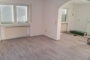 PREIS REDUZIERUNG - Exklusives Mehrfamilienhaus mit 3 Wohneinheiten - Top gepflegt in ruhiger Lage – Die vollständige Adresse der Immobilie erhältst du vom Anbieter., 97618 Strahlungen – Vorschaubild 10