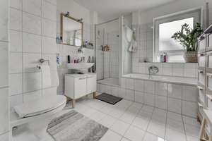 Gepflegtes Reihenendhaus mit Weitblick über Lörrach – Die vollständige Adresse der Immobilie erhältst du vom Anbieter., 79541 Lörrach – Vorschaubild 12