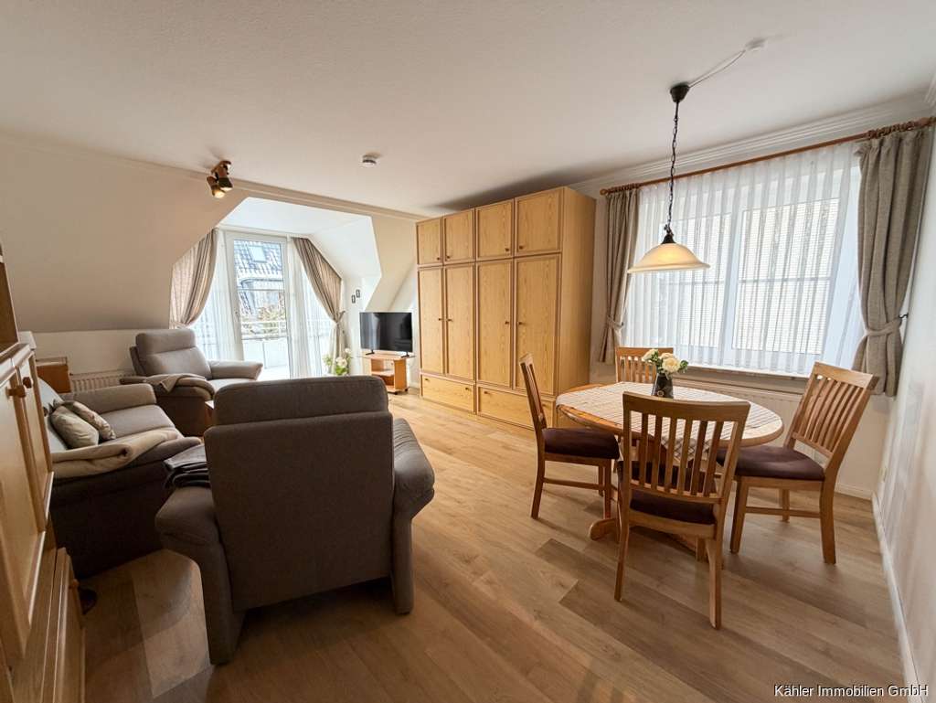 Immobilie in Büsum - 2-Zimmer-Eigentumswohnung im 1. OG nahe der Familienlagune mit ca. 45 m² Wohnfläche auf Eigenland - Bild 1