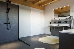 Exklusiv und energieeffizient Wohnen im Voralpenland – Sudetenstraße 38a, 83052 Bruckmühl – Vorschaubild 11