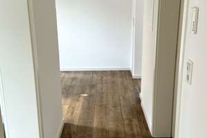 Sanierte 4-Zimmer-Dachgeschoss-Wohnung in Wuppertal | Sehr zentral – Nordstr. 18, 42105 Elberfeld, Wuppertal – Vorschaubild 2