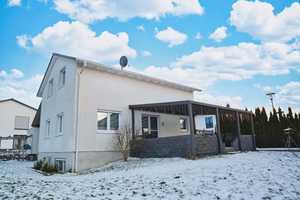 Junges modernes Haus in ruhiger Lage, große Garage, Carport, Garten, Bhf. Strecke  Stuttgart21 - Ulm – Alb-Donau-Kreis – Vorschaubild 1