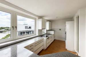 Außergewöhnliches Penthouse in Wasserlage – Privatsphäre, Weitblick und Wohnkomfort auf einer Ebene – Die vollständige Adresse der Immobilie erhältst du vom Anbieter., 30655 List, Hannover – Vorschaubild 9
