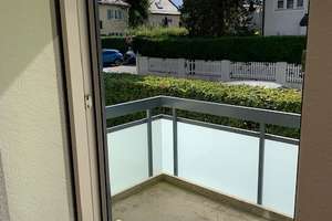 Exklusiv wohnen in Sendling-Westpark: 42 m² mit neuer Einbauküche, Balkon, U6 in 5 Min – 81377 Am Waldfriedhof, München – Vorschaubild 4