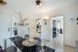 3-Zimmer-Wohnung mit sonniger Loggia in Düsseldorf-Hotlhausen! – 40589 Holthausen, Düsseldorf – Vorschaubild 2