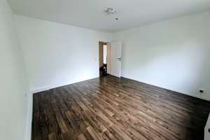 2-Zi-Wohnung mit Wohnküche am Luitpoldpark von privat – Frohschammerstraße 10, 80807 Milbertshofen, München – Vorschaubild 5