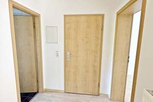 Hier lässt es sich LEBEN! Wohnen in idyllischer Lage mit Balkon und Tageslichtbad – Otto-Planer-Straße 2, 9131 Ebersdorf, Chemnitz – Vorschaubild 4