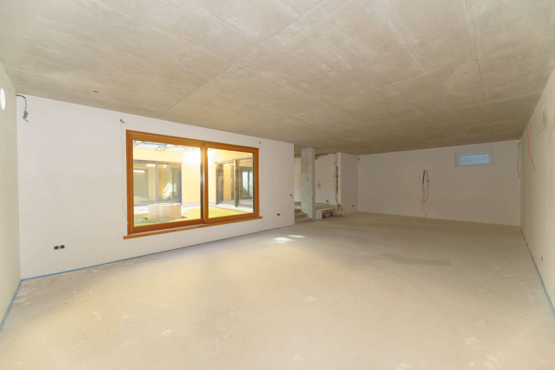 Immobilie in Vogtareuth - Neubau mit großem Nebengebäude (zum Wohnen oder Vermieten) - nahe München - Bild 15