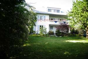 Möblierte 1 ZI.-DG-Wohnung, ca. 70 m² in München-Feldmoching-Karlsfelder Str./ Ecke Ferchenbachstr.