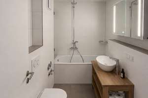 Neu sanierte 2 Zimmer-WHG, Tiefgarage, 2 Balkone  – Die vollständige Adresse der Immobilie erhältst du vom Anbieter., 90453 Katzwang, Reichelsdorf Ost, Reichelsdorfer Keller, Nürnberg – Vorschaubild 4