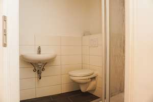 Schönes 5-Zimmer-Haus in Wetzlar-Dutenhofen - WG geeignet – Wetzlarer Straße 24, 35582 Wetzlar – Vorschaubild 6