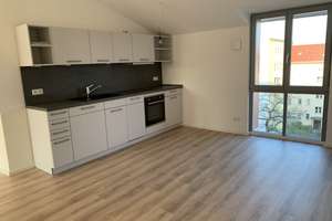 Neuwertige 2-Zimmer-DG-Wohnung mit Balkon und Einbauküche in Spandau, Berlin – Pichelsdorfer Straße 5, 13595 Wilhelmstadt, Berlin – Vorschaubild 4