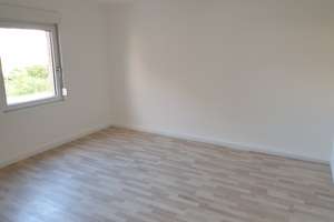 Helle 2-Zimmer Wohnung im 2. OG in Leverkusen-Schlebusch – Die vollständige Adresse der Immobilie erhältst du vom Anbieter., 51375 Schlebusch, Leverkusen – Vorschaubild 2
