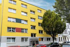 Attraktive 2-Zimmer-Wohnung mit Balkon in Stadtfeld-Ost