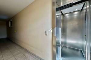 Katip | Wohnen mit Weitblick: Exklusive renovierte Penthouse-Maisonette im Augsburger Univiertel – Die vollständige Adresse der Immobilie erhältst du vom Anbieter., 86159 Universitätsviertel, Augsburg – Vorschaubild 29