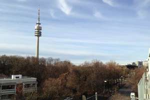 Sehr helle, großzügige 1-Zimmer-Wohnung am Olympiapark