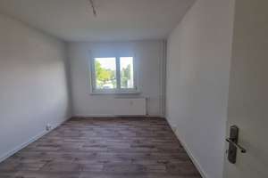 Zuhause in Sicht ! Ihre neue Familienwohnung mit großem Sonnenbalkon – Bruno-Taut-Ring 170, 39130 Neu Olvenstedt, Magdeburg – Vorschaubild 6