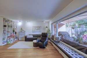 Modernisiertes familienfreundliches Reihenmittelhaus mit Terrasse und Garten in Düsseldorf-Ludenberg