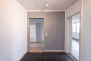 4 Zimmer, Südbalkon, Blick ins Grüne – Wohnen in Bogenahusen – Die vollständige Adresse der Immobilie erhältst du vom Anbieter., 81927 Englschalking, München – Vorschaubild 5
