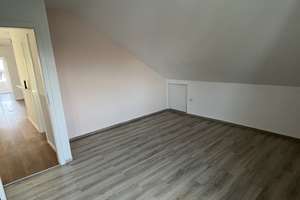 Helle, modernisierte 4-Zimmer-Dachgeschosswohnung mit Balkon und Weitblick – Königsberger Straße 7, 36039 Fulda – Vorschaubild 21