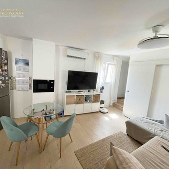 Fantastisches Reihenhaus mit 3 Schlafzimmern in LLÍRIA