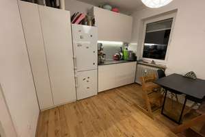 Helle 3-Zimmer Wohnung mit Balkon in München-Milbertshofen – Die vollständige Adresse der Immobilie erhältst du vom Anbieter., 80807 Milbertshofen, München – Vorschaubild 2