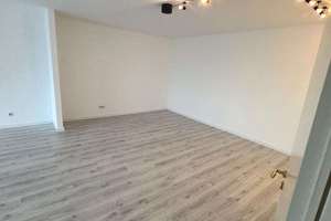 Renovierte große Wohnung, ebenerdig, mit Stellplatz vor der Tür. Frisch renoviert – Hengsenerstraße 8, 44309 Brackel (Ortsteil), Dortmund – Vorschaubild 9