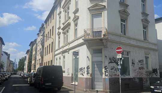 Bild von Haus mit Gewerberäume zu Verkaufen