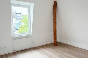 Altbaucharme trifft modernen Wohnkomfort – sanierte Wohnung in Bockenheim – 60486 Bockenheim, Frankfurt am Main – Vorschaubild 2