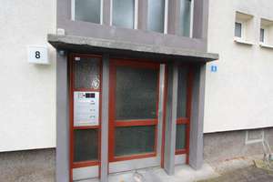 Attraktive 2-Zimmer-Eigentumswohnung mit Balkon in gefragter Lage von 51149 Köln-Gremberghoven – 51149 Gremberghoven, Köln – Vorschaubild 3
