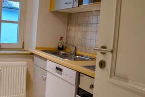 Charmante 2-Zimmer-Wohnung mit Donaublick – direkt in der Regensburger Altstadt! – 93047 Innenstadt, Regensburg – Vorschaubild 4