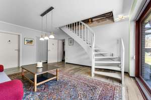 Großzügiges Wohnhaus in Worpswede mit flexibler Nutzung und 3 Garagen – Die vollständige Adresse der Immobilie erhältst du vom Anbieter., 27726 Worpswede – Vorschaubild 4