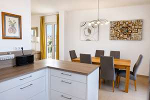 IM BELIEBTEN KÜNSTLERVIERTEL! MODERNES PENTHOUSE MIT SONNIGER DACHTERRASSE UND TIEFGARAGENSTELLPLATZ – Die vollständige Adresse der Immobilie erhältst du vom Anbieter., 65197 Rheingauviertel / Hollerborn, Wiesbaden – Vorschaubild 8