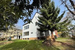 Solides und sonniges Zuhause: DHH, 7 Zimmer, großer Garten, 3 Garagen – Die vollständige Adresse der Immobilie erhältst du vom Anbieter., 53225 Vilich, Bonn – Vorschaubild 3