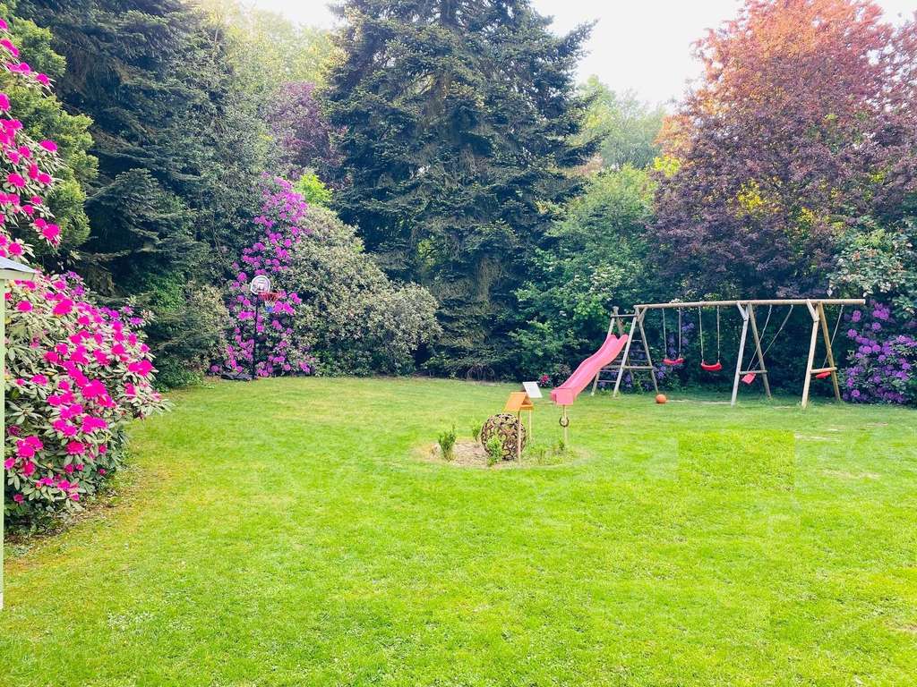 Immobilie in Bendestorf - Provisionsfrei - umfassend saniertes Einfamilienhaus auf uneinsehbarem Grundstück - Bild 1