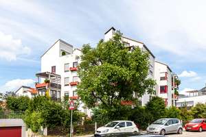 Gut zum Leben! Dachterrasse!  Tolles Raumgefühl!  Gepflegte Anlage! – Brahmsstr. 39, 86179 Haunstetten-Süd, Augsburg – Vorschaubild 3