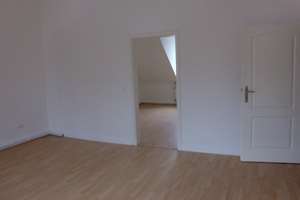 Ölberg - helle, attraktive 3 Zimmer Dachgeschoß-Wohnung – Wülfrather Str. 12, 42105 Elberfeld, Wuppertal – Vorschaubild 3