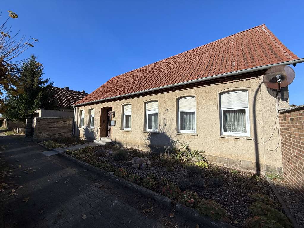 Immobilie in Klötze - Familienparadies mit großem Garten, Scheune & Platz zum Leben – Einfamilienhaus in Kunrau - Bild 2