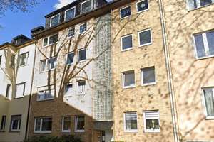 2.5 Zimmer mit Balkon und Einbauküche in toller Lage