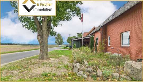 Bild von Ruhiges Wohnen mit Weitblick: 1-2 Familienhaus mit großem Grundstück und wertvollen Modernisierungen