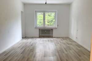 Großräumige, 2- Zi.- Whg. mit sonnig. Balkon, sehr gute Lage von D-dorf Golzheim, unweit vom Rhein! – Kaiserwerther Str. 130, 40474 Golzheim, Düsseldorf – Vorschaubild 7