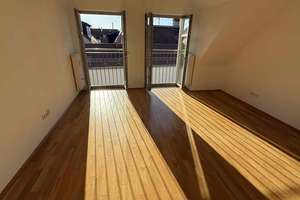 **Provisionsfrei**Wohnen zwischen Eisernem Steg und Arnulfplatz**Dachgeschoss im Altbau – Rehgäßchen 3, 93047 Innenstadt, Regensburg – Vorschaubild 23