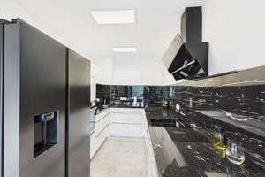 Lichtdurchflutete, moderne 3-Zimmer-Etagenwohnung mit zwei Balkonen, Gäste-WC & Garage – Die vollständige Adresse der Immobilie erhältst du vom Anbieter., 55126 Finthen, Mainz – Vorschaubild 4