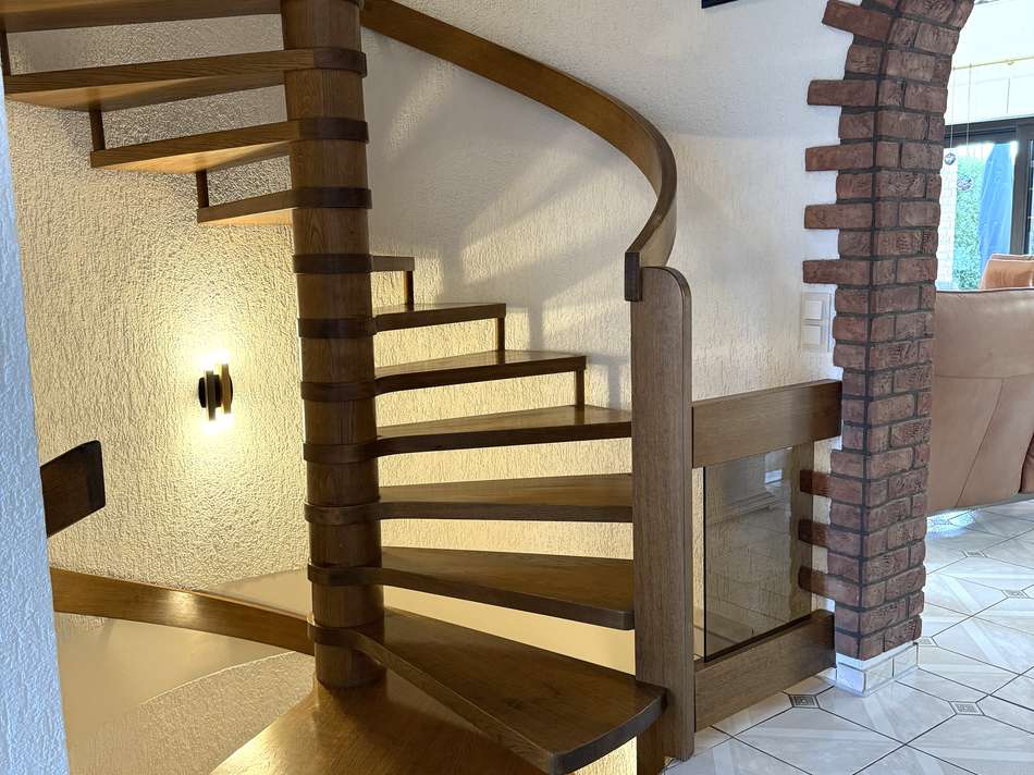 Massivholztreppe